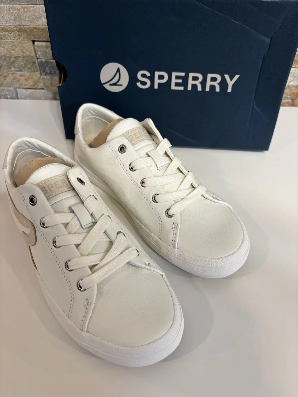 Sperry Sandy LTT Women's Size 6 White Leather Sneakers Lace Up BNIB